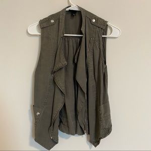 Army green short sleeve zip up vest from Target with silver accents & buttons